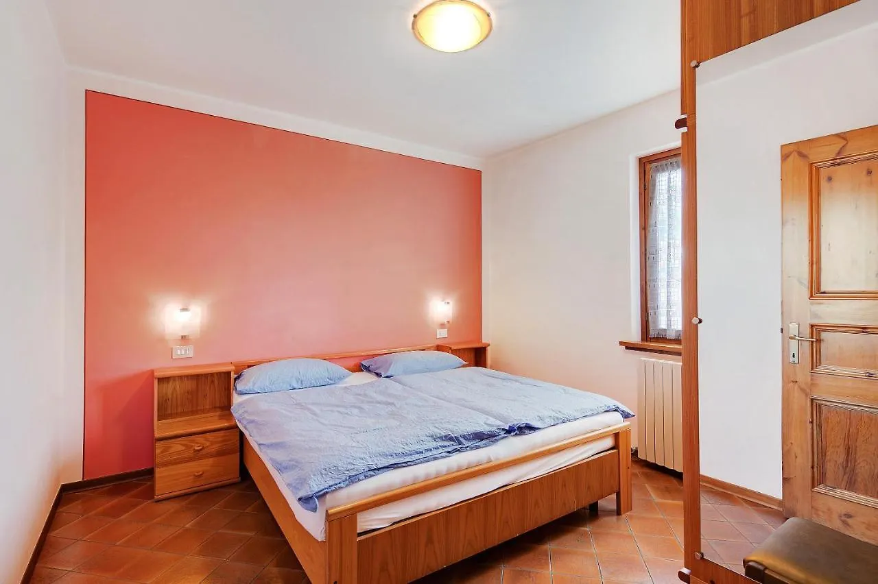 Chalet Meridiana Appartamento 8 Λιβίνιο 0*,  Ιταλία